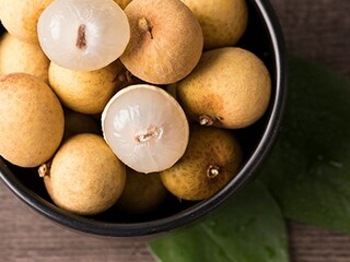 思乡之情的诗句(思乡之情的诗句三年级)