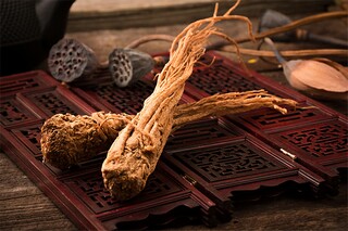 表达友情的诗句_用荷花表达友情的诗句