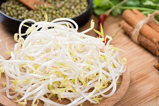 春春之惆怅的散文（惆怅春深是什么意思）